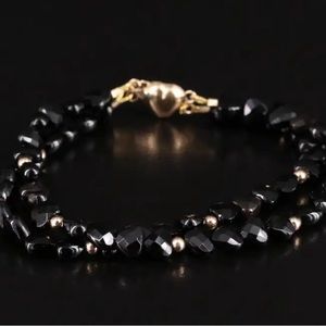 14K Black Onyx Heart Bead Bracelet 7in vintage jewelry
